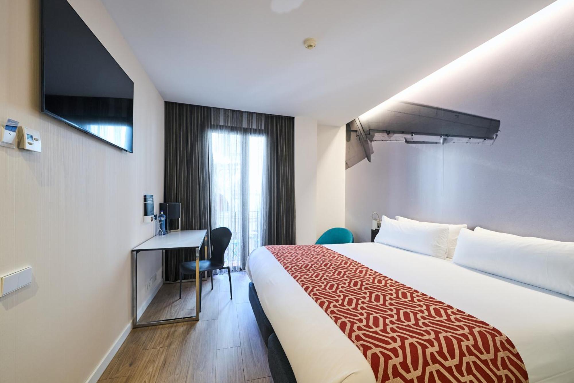 Catalonia Avinyo Hotell